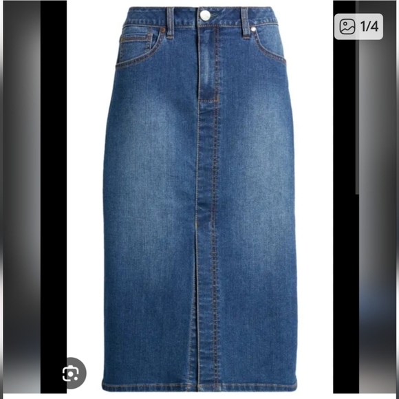 Women's Brown Cardigan and Blue Jeans Set - Picture 3 of 5